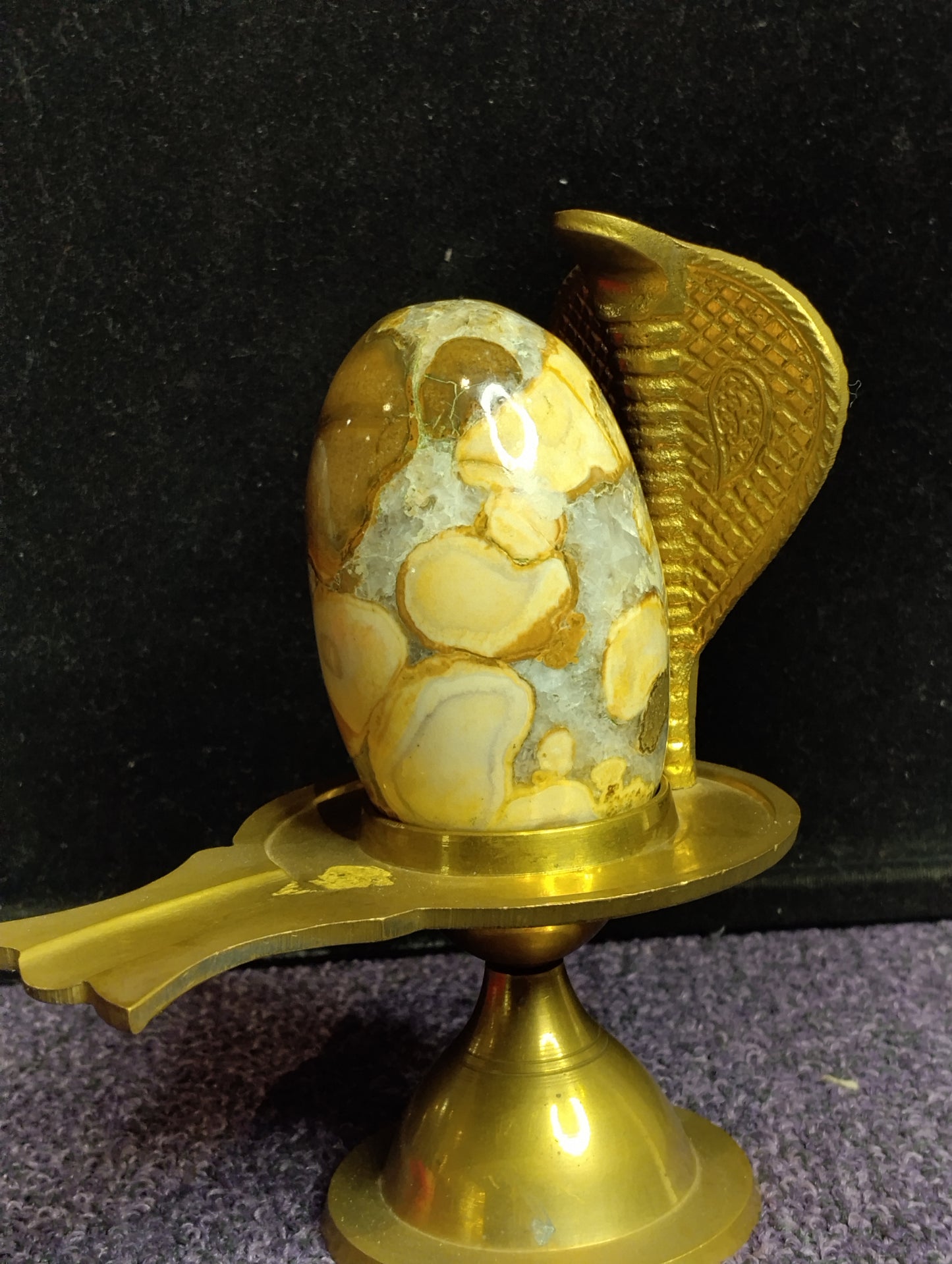 Sūryeshwar Lingam (सूर्येश्वर लिङ्गम्) – “The Solar Lord Shiva”