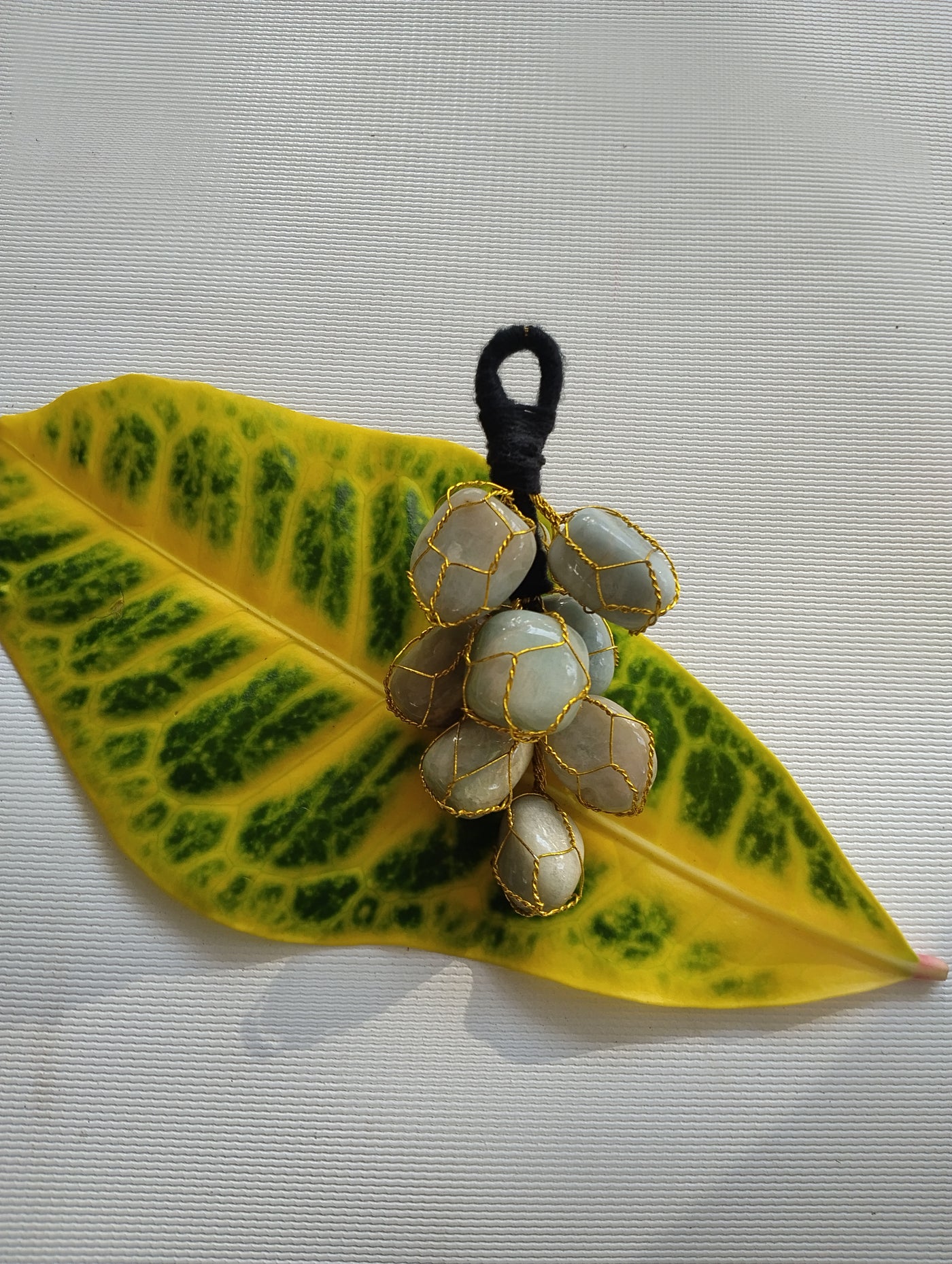 Cluster Keychain – Wrapped in Golden Wire